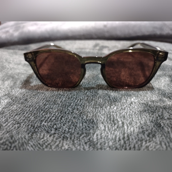 Hobie sunglasses - Picture 2 of 5